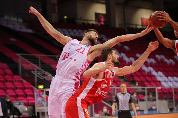 将引援目光 将引援目光