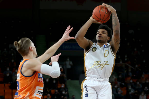 系高度依赖 系高度依赖